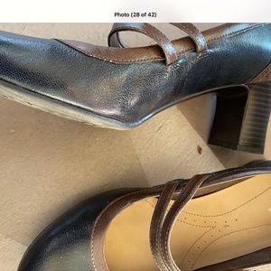Women’s shoes
